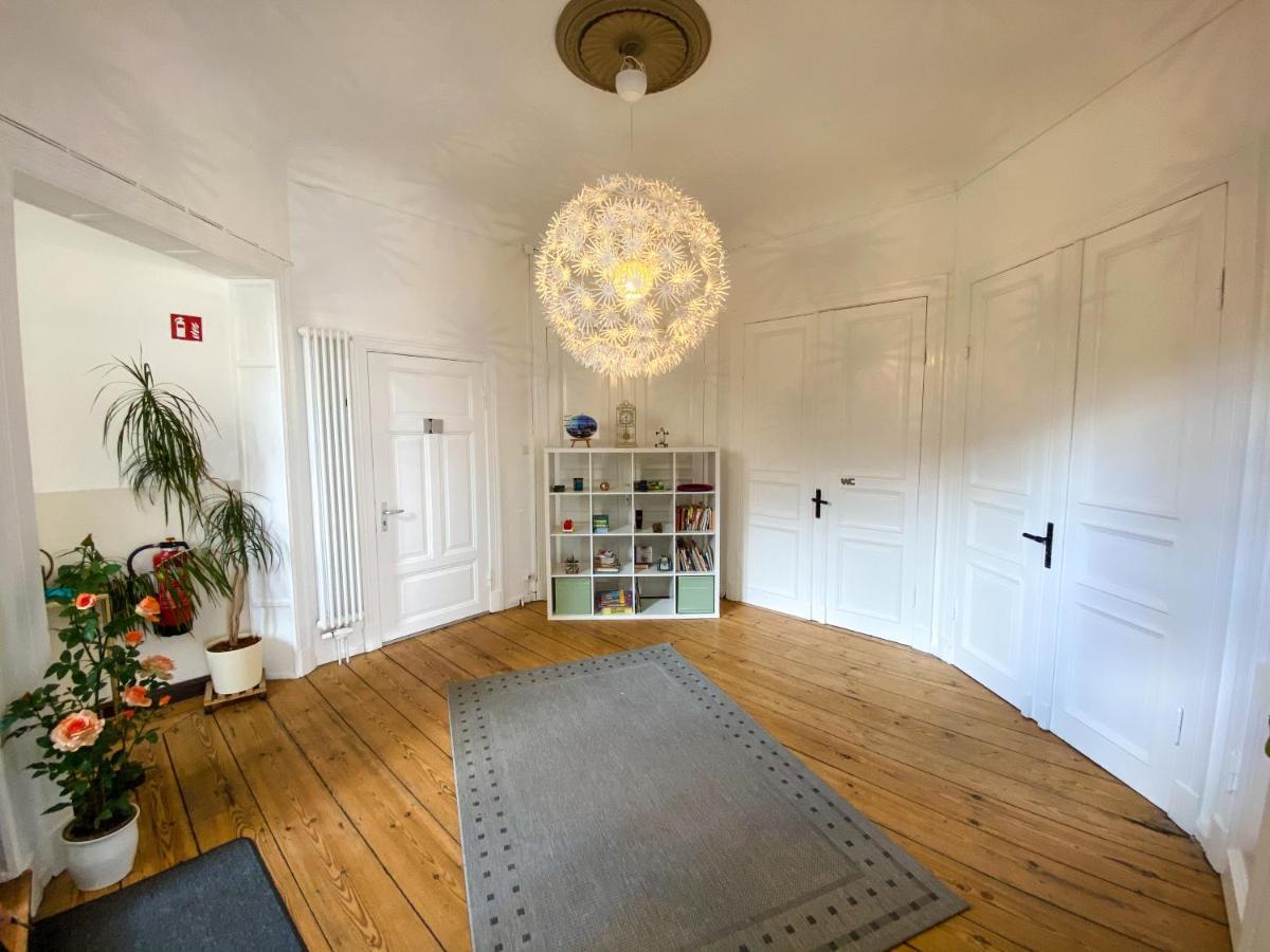 Villa Hanseart Luebeck - Privatzimmer In Zentraler Lage المظهر الخارجي الصورة